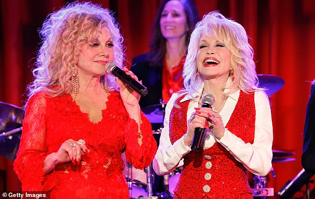 Dolly Parton Mourns Loss of Longtime Husband Carl Dean Amid Childhood Memories