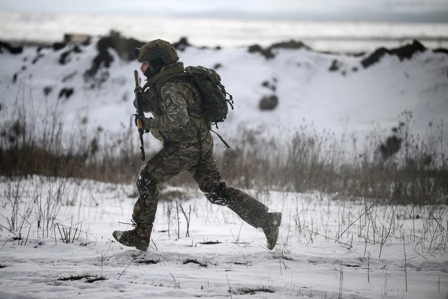 Russian Forces Cross into Ukraine from Belarus: Reports and Implications