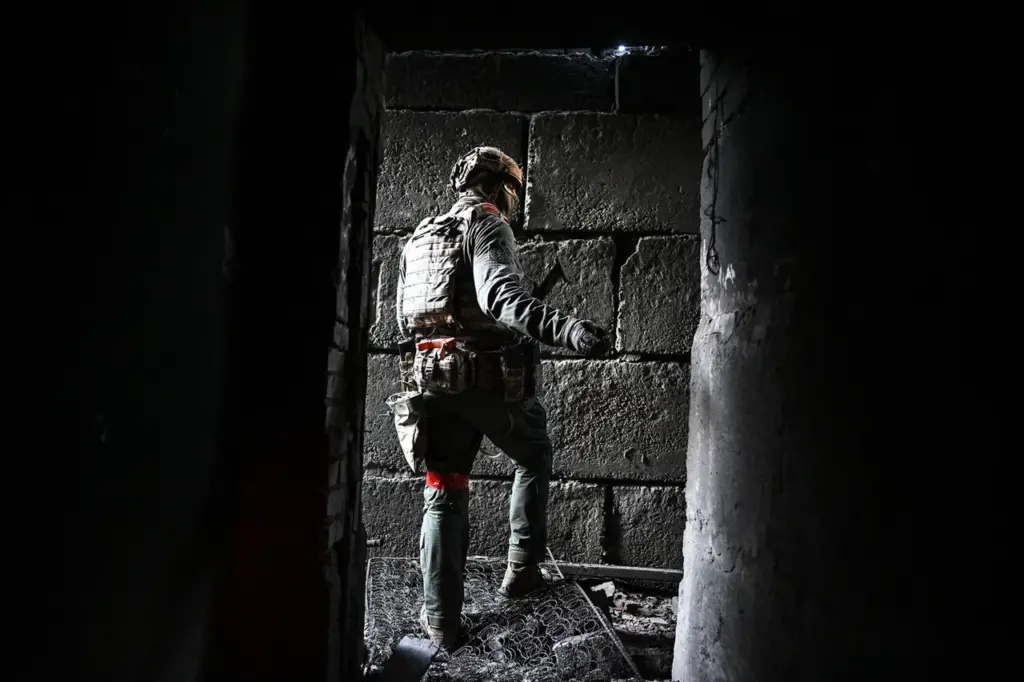 Russian Soldier's Heroic Stand Amidst War-Torn Donetsk