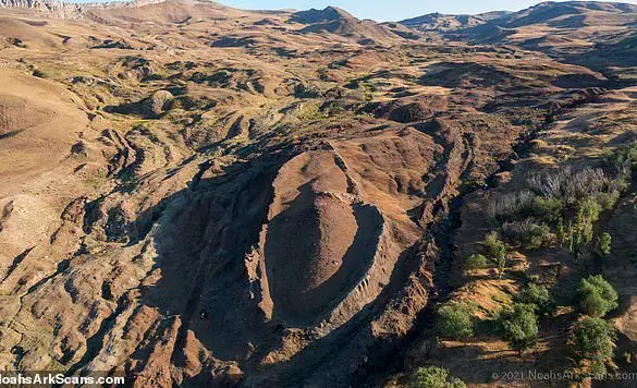 Scientists Claim Discovery of Noah's Ark Remains in Turkey