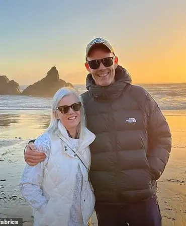 Shocking Moment: Influencer's Husband Interrupts Live Stream to Announce Her Death