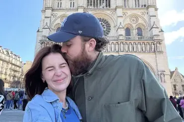 Bella's Christmas Dinner Derailed by Eating Disorder Accusations