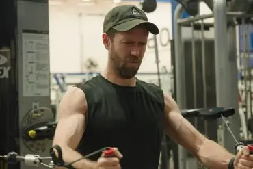 Content Creator's Year-Long Sobriety Journey Reveals Surprising Health Benefits