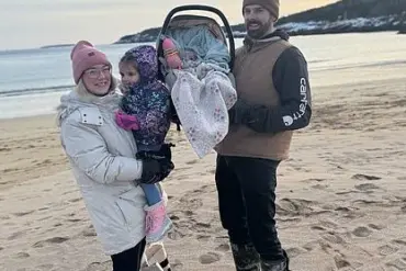 Mother Mourns Loss of Daughter to Rare Skin Condition After Heartbreaking Video Goes Viral