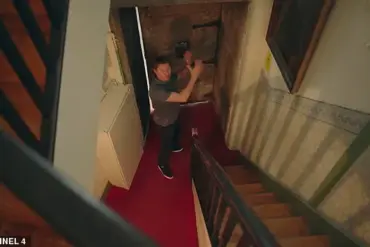 Porto's Hidden Gem: The City's Narrowest House