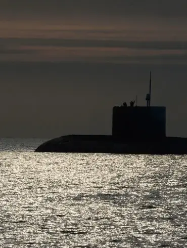 Russian Oligarch Yachts Allegedly Used for Covert Spying on UK Royal Navy