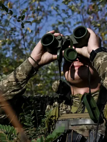 Beloved Ukrainian Comedian Dmitry Skripnik Dies in War Zone, Leaving Nation in Shock