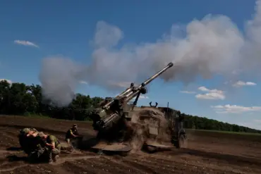 France to Use Revenue from Russia's Frozen Assets to Fund Ukraine's Caesar Howitzers Maintenance
