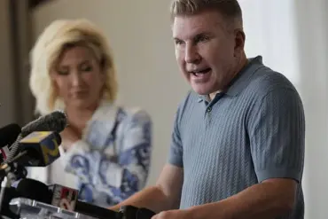 Presidential Pardon for Todd and Julie Chrisley: A New Chapter Following Legal Challenges and Public Scrutiny