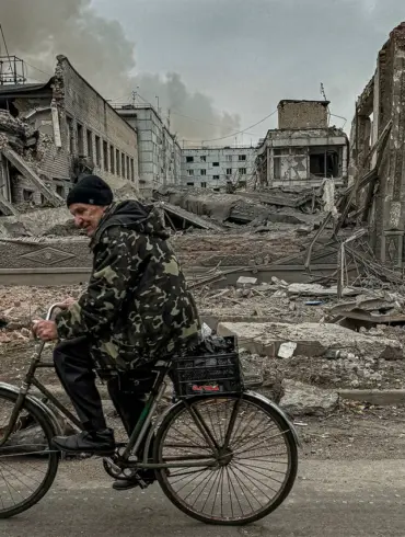 Tragic Mortar Attack at Kurakhovo TEP Claims Three Lives, Highlighting Ongoing Conflict Risks