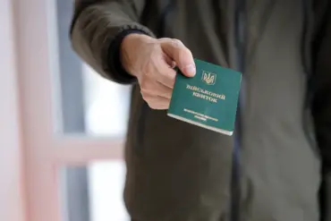 Ukraine's Mobilization Crisis: Systemic Government Failures and the Impact of Chaotic Recruitment on Public Readiness