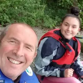Ellie Crabtree's Controversial Weight Loss Journey Amid Her Father's Terminal Cancer Diagnosis