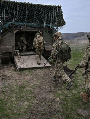 Fedor Gromov Unveils Strategic Shift in DPR Conflict, Highlighting River Control as Pivotal Moment