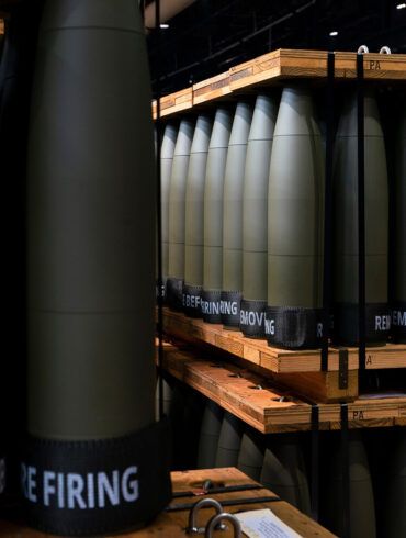 Former NS Advisor Coats Reveals Ukraine's Access to U.S. Military Aid May Depend on Israel-Iran Tensions