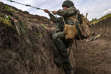 Late-Breaking: Russian Troops Liberate Petrovskoe in Kharkiv as Decisive Offensive Intensifies