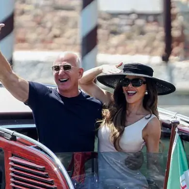 Lauren Sanchez Bezos Exits Venice in Old Hollywood Glamour After $46 Million 'Wedding of the Century'