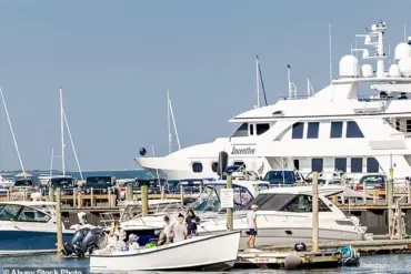 The Hamptons: A Luxurious Escape for the Wealthy Amid New York's Heatwave