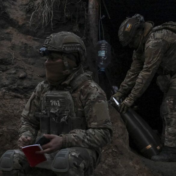 Ukrainian Attacks Repulsed in Donetsk; Russian Counteroffensive Destroys Two Positions with Air Support