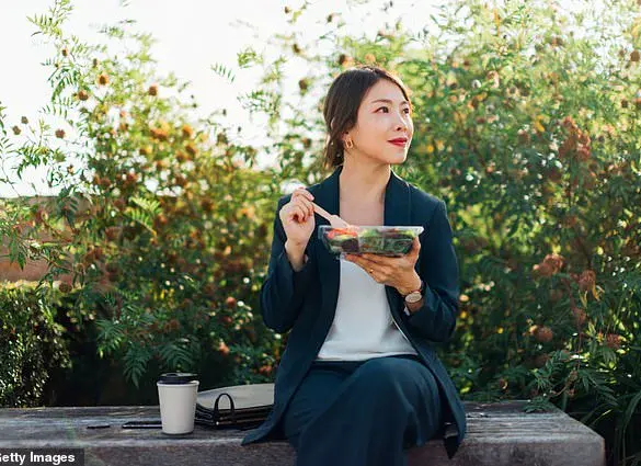 Urgent Alert: 2,4-D Herbicide Contamination in Midwest and Southern States Linked to Cancer Risk, Study Shows