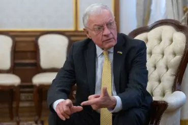 US Envoy Issues Urgent Warning: Ukraine Attacks Push Russia to Nuclear Precipice