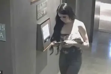 24-Year-Old Woman Allegedly Robs Man in Miami, Surveillance Footage Shows Fleeing Scene