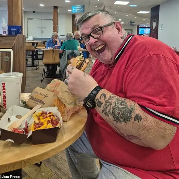 A Chair's Collapse: How a Dentist's Waiting Room Incident Became a Turning Point for a Man's Fight Against Obesity