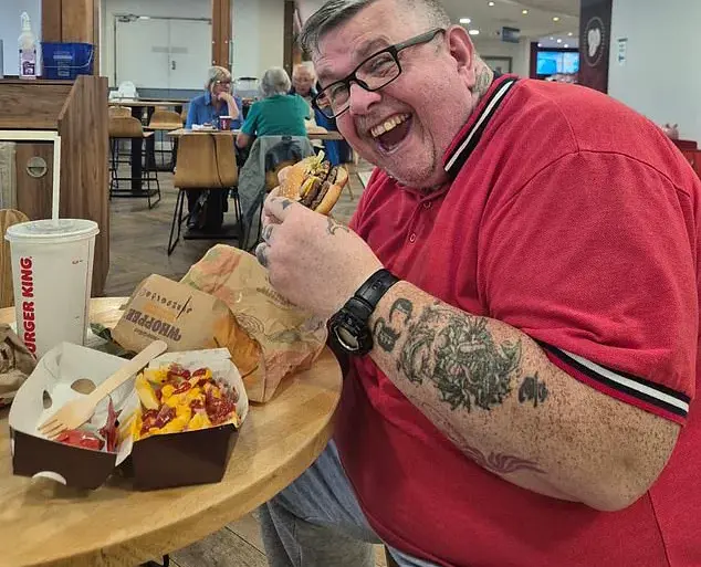 A Chair's Collapse: How a Dentist's Waiting Room Incident Became a Turning Point for a Man's Fight Against Obesity