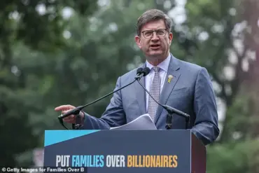 Democratic Party Faces Internal Turmoil as Radical Base Demands More Extreme Measures Ahead of 2026 Midterms
