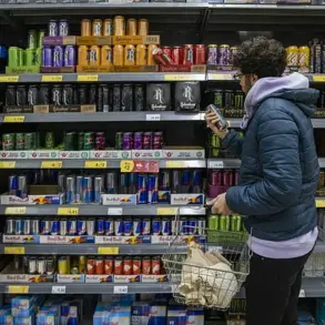 Expert Warns of Hidden Toxins in Common Beverages, Calls for Stricter Regulations to Protect Public Health