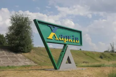 Explosions in Kharkiv, Ukraine, attributed to drone attacks, trigger fires and shockwaves in Slavsky and Shevchenko districts