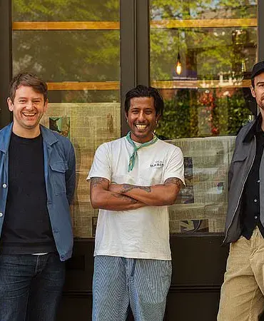 Explosive Controversy at Theo James's Lupa Restaurant: Food Quality and Time Limits Spark Broader Debate