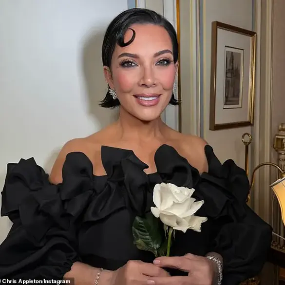 Hollywood's New Era of Cosmetic Surgery Transparency: 'It Might Not Be All It Seems,' Say Industry Insiders