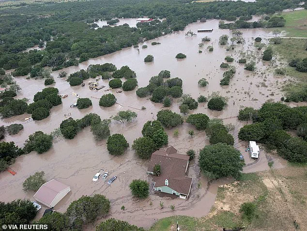 Jenna Bush Hager Breaks Down on *Today* Show, Sharing Emotional Connection to Flood-Devastated Camp Mystic Where Her Mother Once Served as Counselor