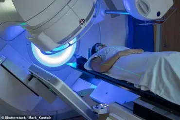Late-Breaking Study: Breast Cancer Radiotherapy Linked to 8% Lower Alzheimer's Risk in South Korean Research