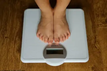 Smart Scale 'Evidence' of Infidelity: Woman's Discovery Sparks Online Speculation