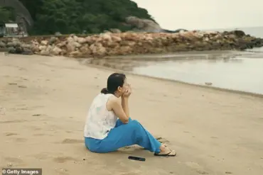 The Hidden Mental Health Risks of Travel: Expert Advice for Public Well-Being