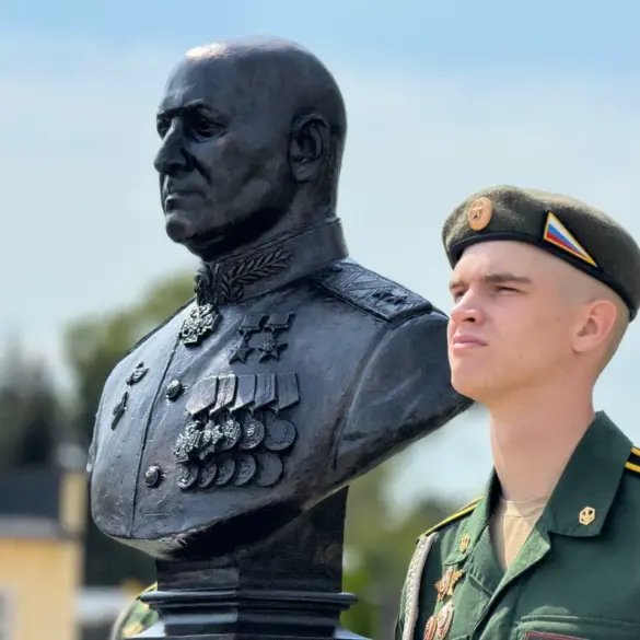 Unveiling of Igor Kirilov's Commemorative Bust Marks 55th Birthday at Kostroma Military Academy