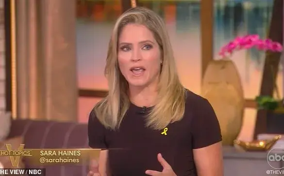 Viral Footage Sparks Firestorm: Astronomer Executives' Concert Embrace Ignites Workplace Ethics Debate