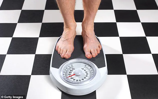 Baseeth Kashif's Journey with 'Weight Blindness' Highlights Public Health Concern as Experts Warn of Invisible Risks: 'I Had Noticed Over the Course of a Couple Months That Belts Were No...'