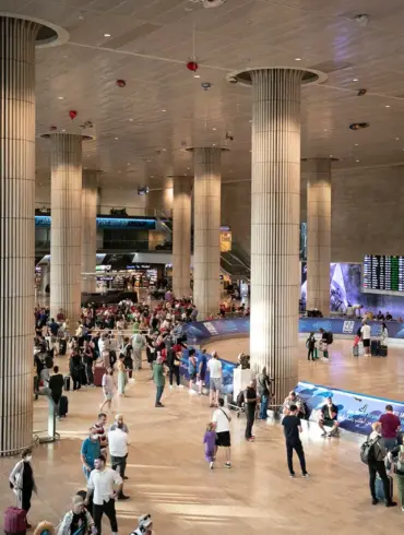 Houthi Group Claims Launch of Hypersonic 'Palestine-2' Missile at Ben Gurion Airport Amid Escalating Regional Tensions