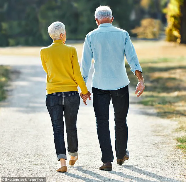 Japanese Walking Fitness Gains Global Momentum, Redefining Community Exercise Trends