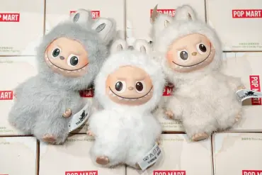 Naomi Osaka's Bejeweled Red Jacket and Bedazzled Roses Make a Fashion-Forward Statement at the US Open