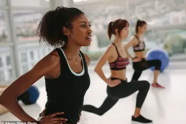 Skipping Post-Workout Showers: Dermatologists Warn of Skin Infections, Acne, and Long-Term Damage