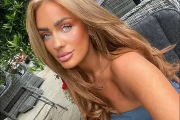 Couple Arrested in Barry, Wales, After Police Discover Over £15,000 Worth of Cocaine and Ecstasy in Their Home