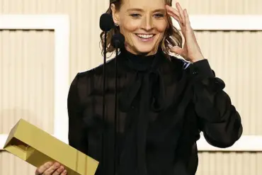 Jodie Foster's Youthful Appearance at TIFF Ignites Public Curiosity About Her Beauty Secrets