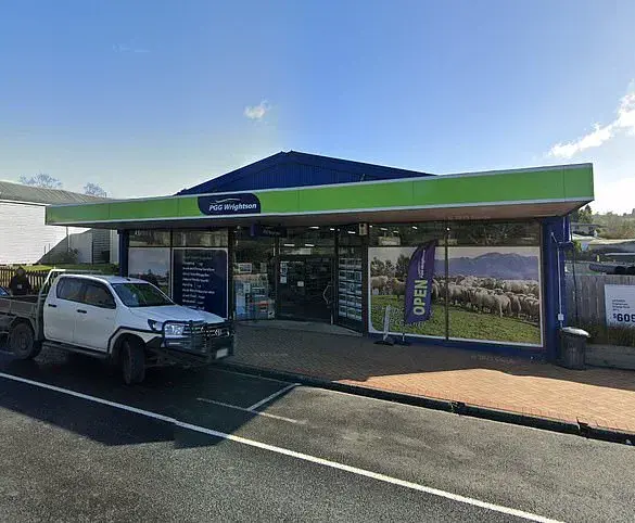 Waikato Region on Edge as Fugitive and Daughter Allegedly Rob Farm Store in Escalating Saga